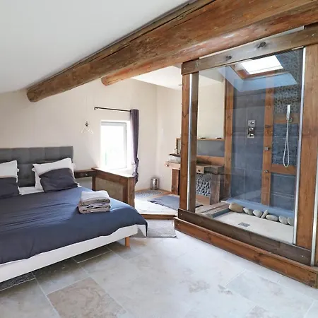 Appartement de charme Sud Luberon classé 4 étoiles Puyvert Exterior foto