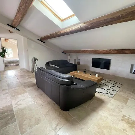 Appartement de charme Sud Luberon classé 4 étoiles Puyvert Exterior foto