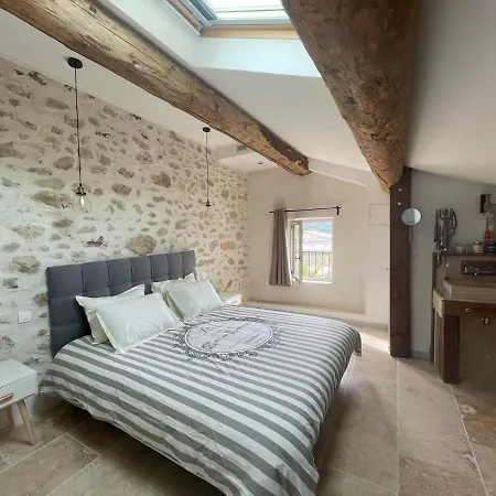 Appartement de charme Sud Luberon classé 4 étoiles Puyvert Exterior foto